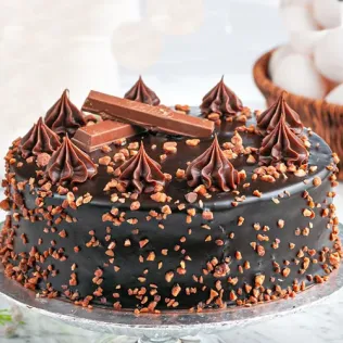 2lbs Kit Kat Chocolate Cake from Bundu Khan